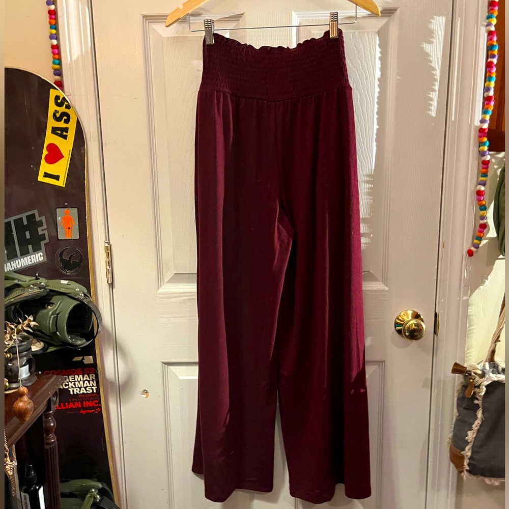 3 for $25 ❤️ Wide-Legged Palazzo Pants eggplant, size large NWOT
